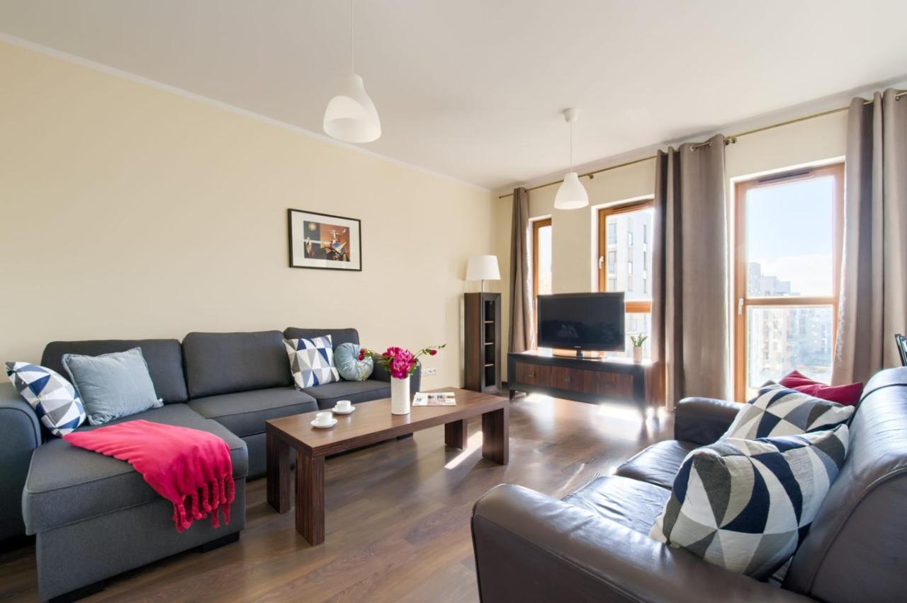 P&O Corporate Serviced Apartments Cybernetyki Warschau Buitenkant foto