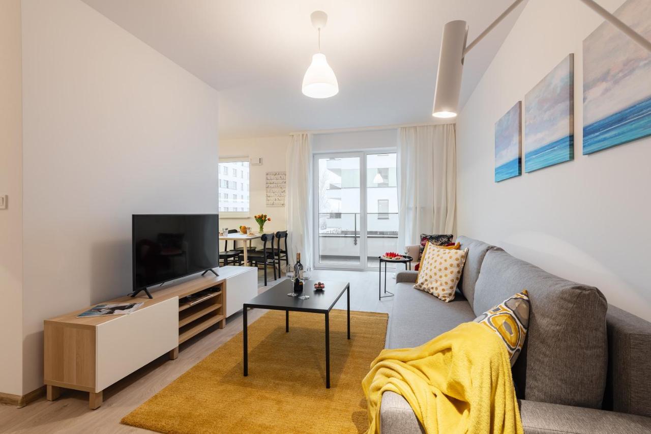 P&O Corporate Serviced Apartments Cybernetyki Warschau Buitenkant foto